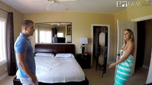 Lad and his busty stepsister find a common language